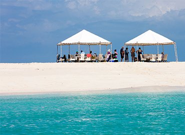 6 Days | 5 Nights Stone town & South or South East Leisure