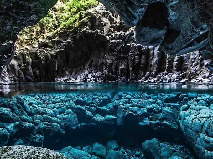 kuza cave